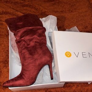 New VENUS Women's Rich Burgundy Heeled Boots